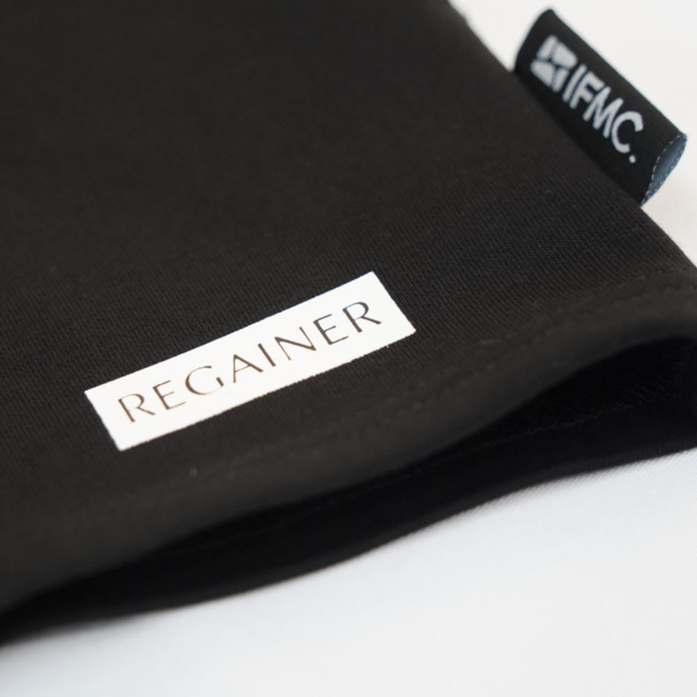 【REGAINER】イフミック加工パフォーマンスウェア　スウェットジップパーカー(ブラック)くまモンver.