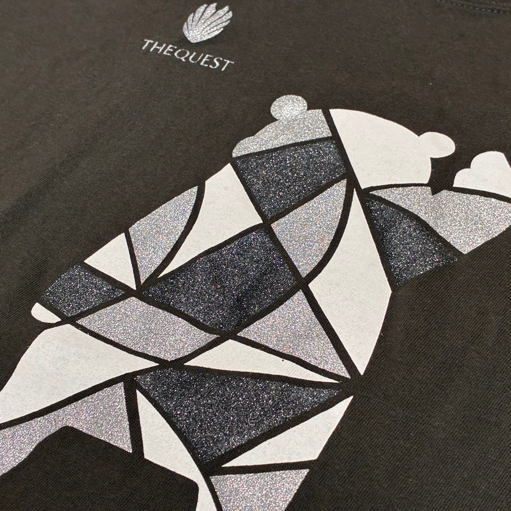 THE QUEST Blocking Black Glitter T-Shirt